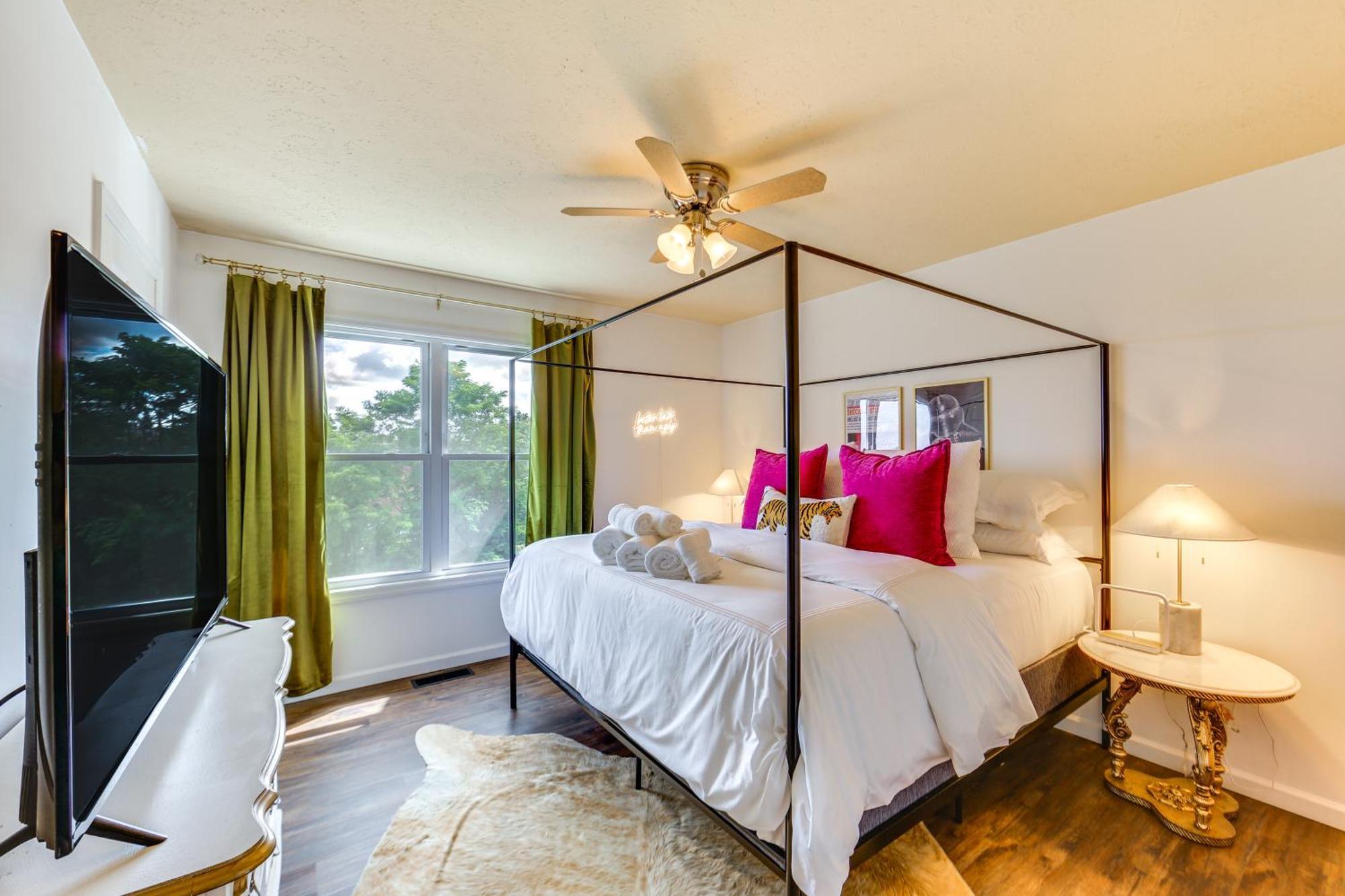 Chic Morgantown Vacation Rental - 2 Mi To Wvu! Exteriör bild